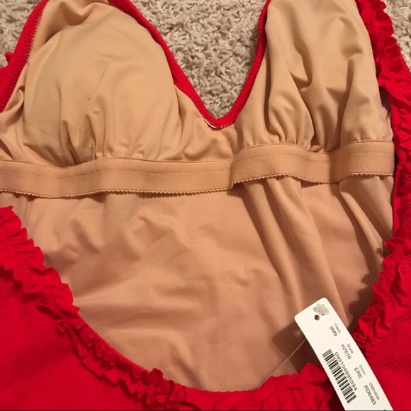 Ruffle Halter One-piece Swimsuit Pique Nylon - Picture 8 of 9